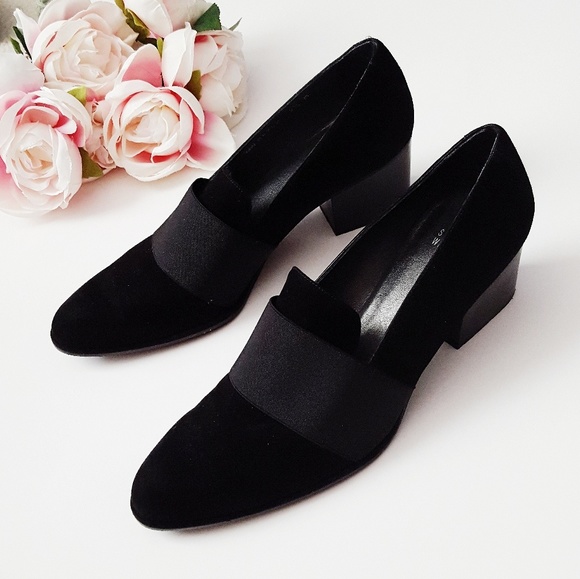 Stuart Weitzman Shoes - Stuart Weitzman black suede loader pumps size 9.5
